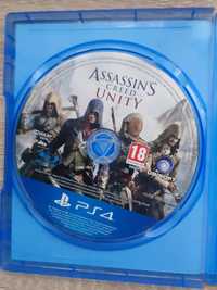 Vând jocul Assassin's Creed Unity pentru PS4