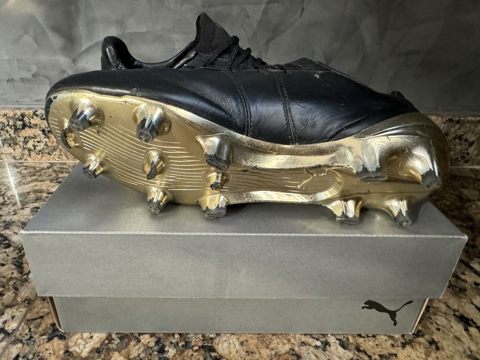 Детски футболни бутонки PUMA KING Platinum  39