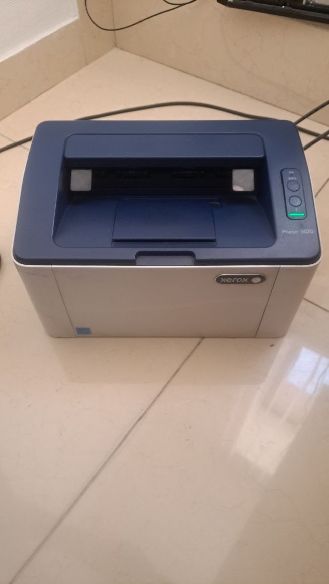 Срочно Продаю принтер Xerox Phaser 3020
