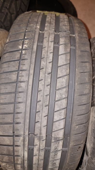 Anvelope vară 245 45 r18