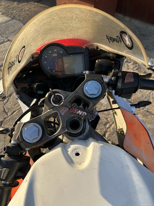 Aprilia rs 125 2t pv,cititi descrierea