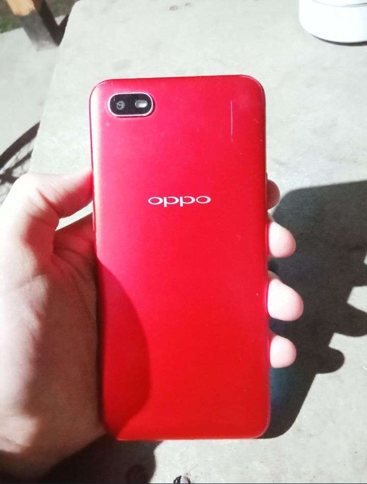 Продам телефон Oppo