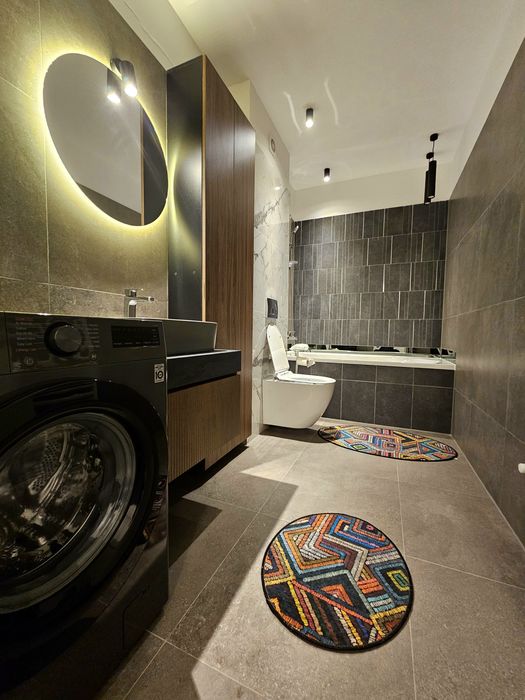 Garsoniera Coresi Qualis 2 De Inchiriat