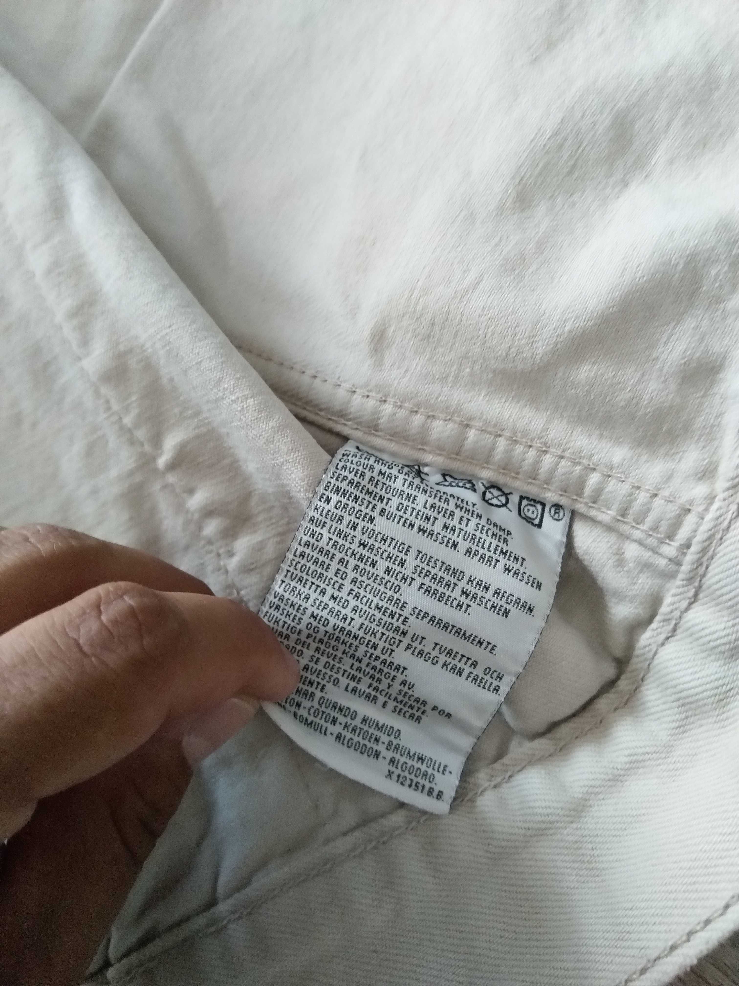 Jacheta Levi Strauss - M
