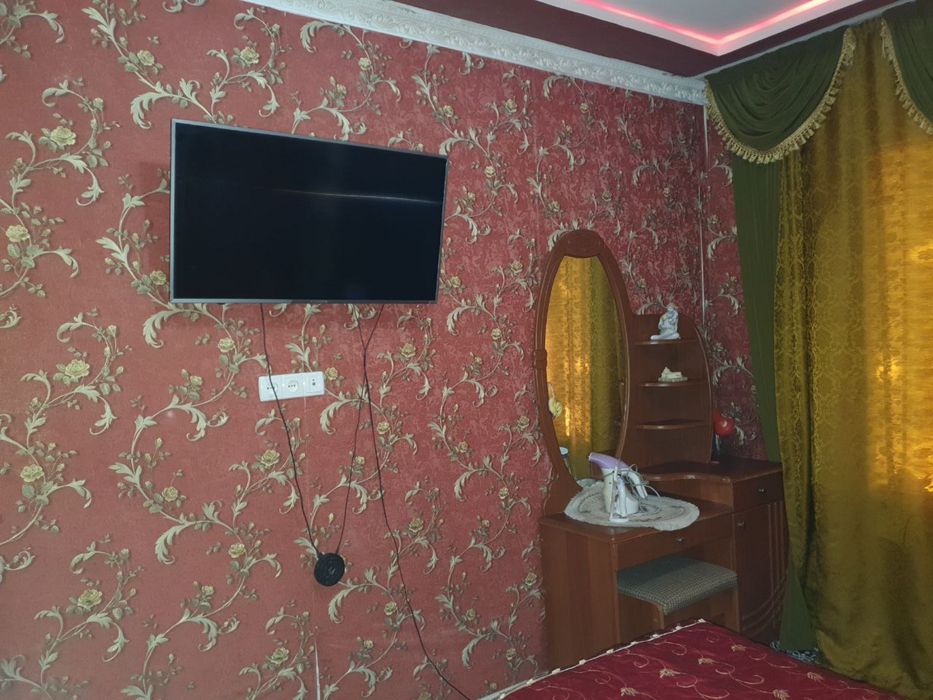 Сдается квартира в центре 2х комнатная г.карши