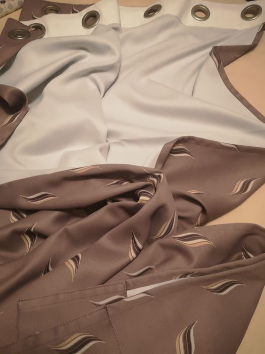 2 perdele draperii black out, stare f buna