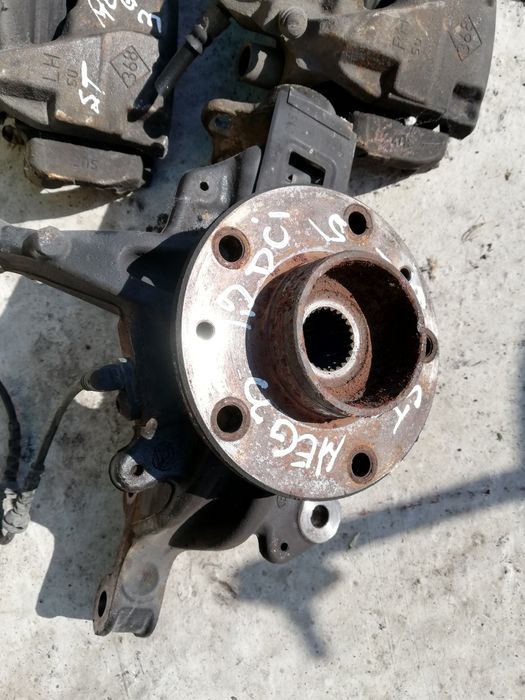 Fuzeta stânga față renault megane 3,1.9 dci euro 5