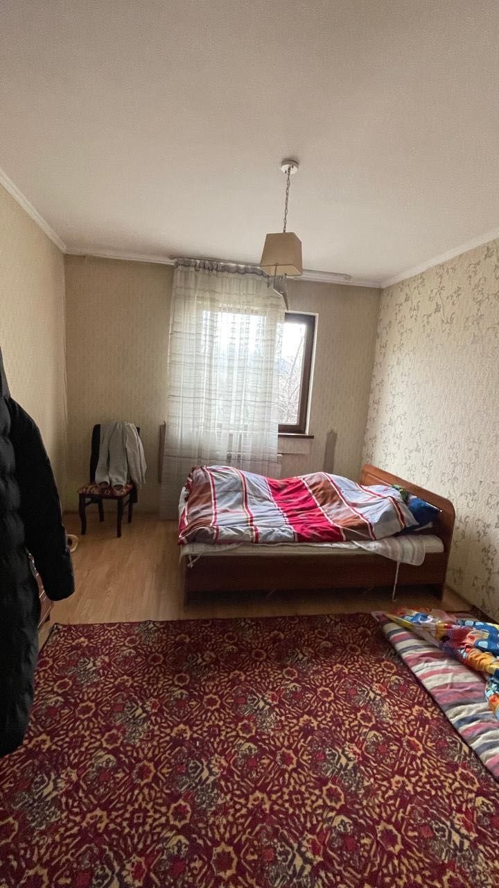 Продам дом. Строили для семьи