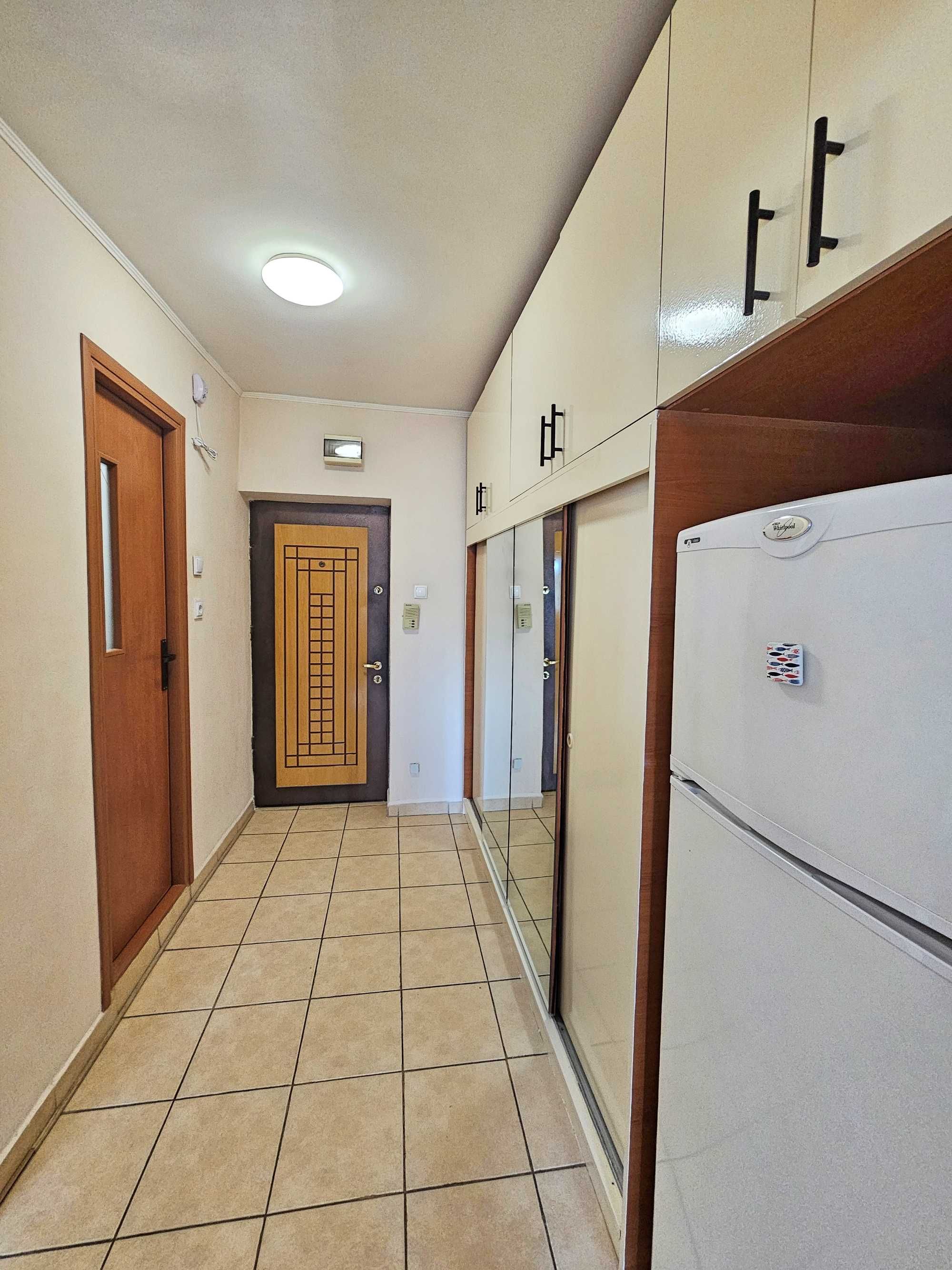 Garsoniera Mall Vitan,Timpuri noi, Nerva Traian