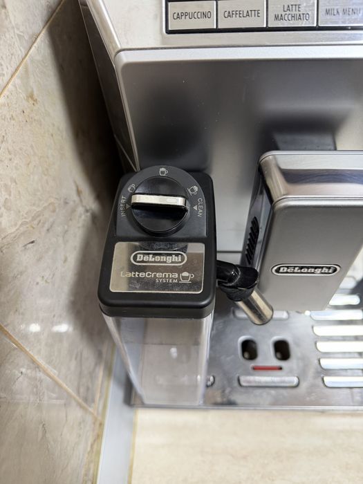 DeLonghi Eletta Cappuccino