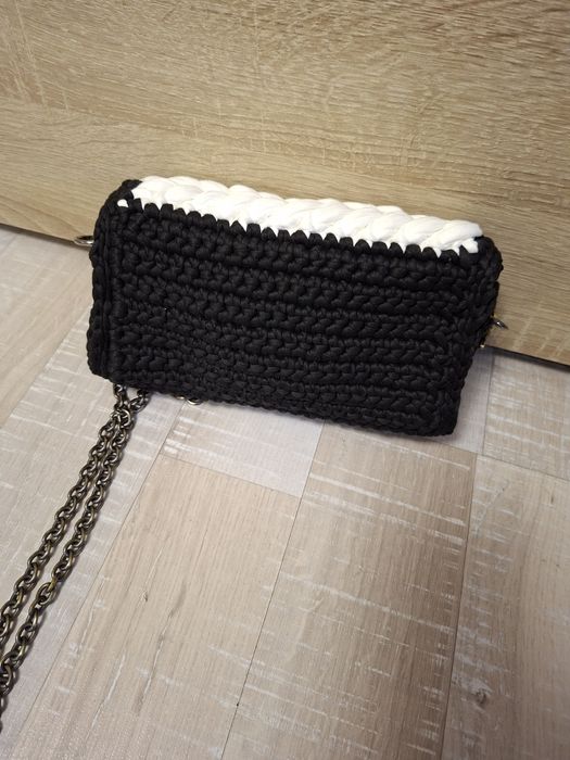 Плетени чанти на една кука -памук 80%,вискоза 20%