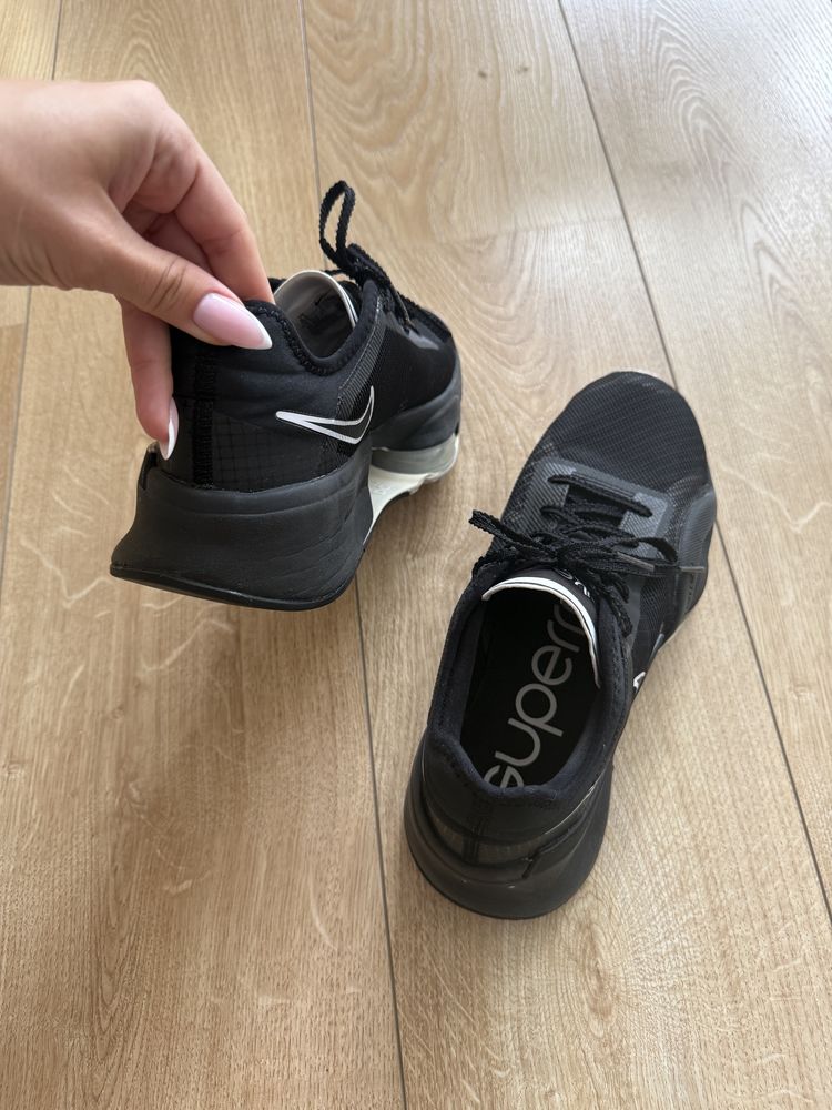 Маратонки Nike Zoom