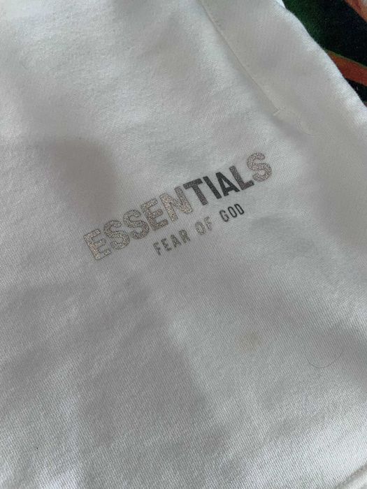 Pantaloni scurti Essentials FOG reflective albi/negrii
