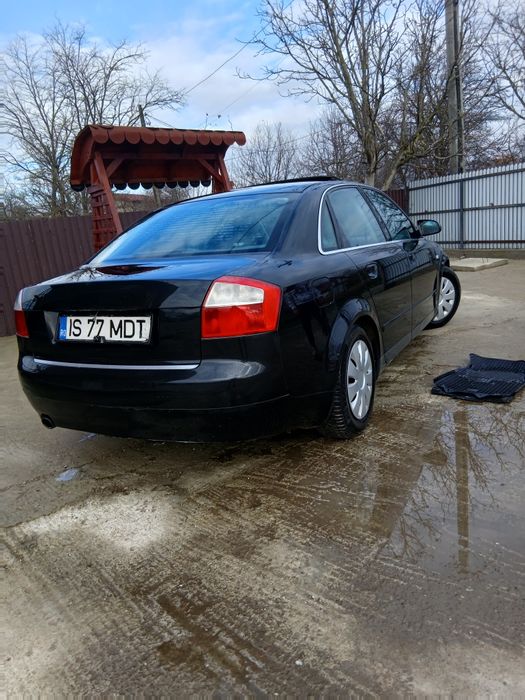 Vând sau schimb audi A4 1.6 benzină