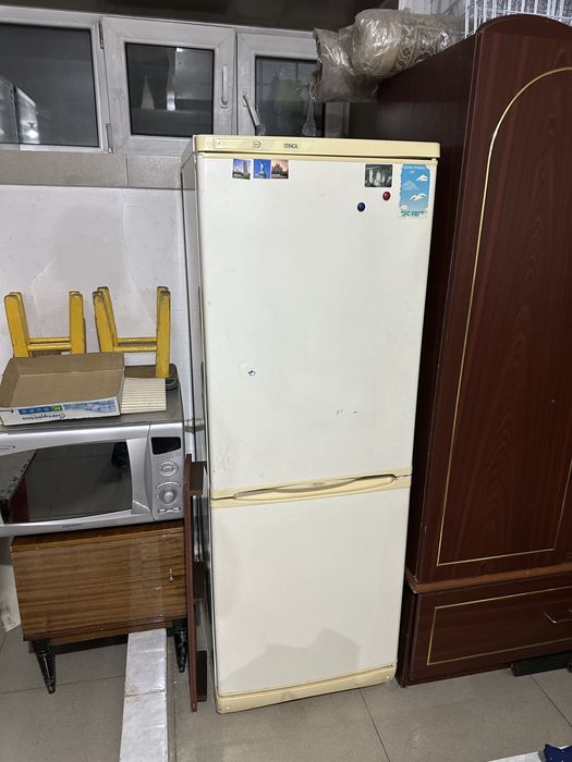 Продам рабочий холодильник
