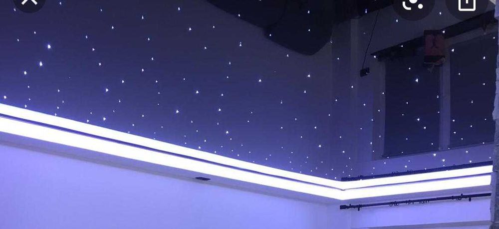 Tavan cer instelat din fibra optica