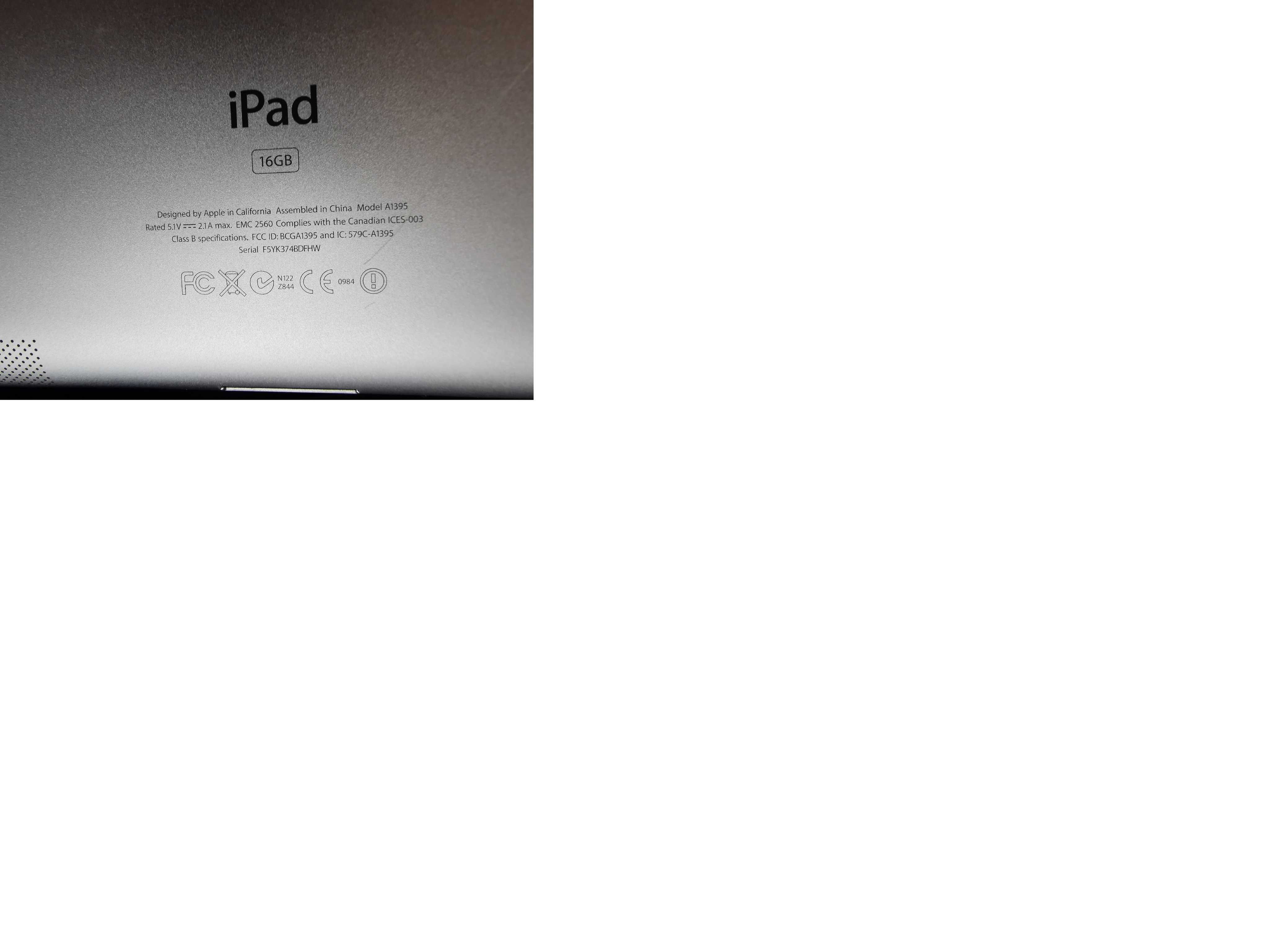 Apple iPad 2 Wi-Fi 16GB A1395