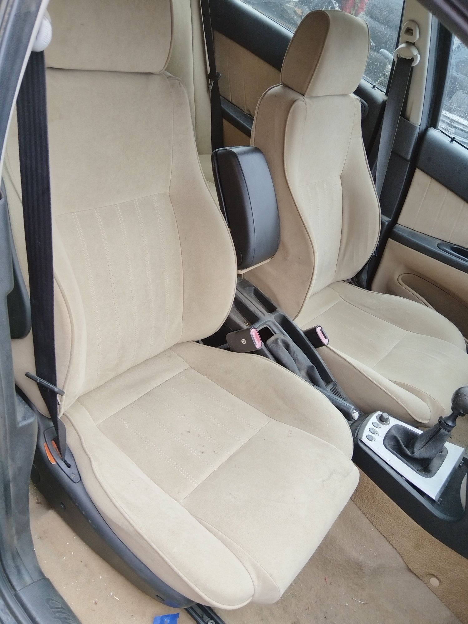 Interior crem complet scaune+bancheta Alfa Romeo 156 foarte ingrijit