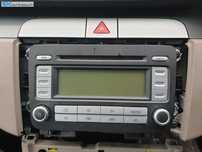 Radio CD Player RCD 300 Cu Cod Deblocare SAFE Volkswagen Passat B6 2005 - 2010