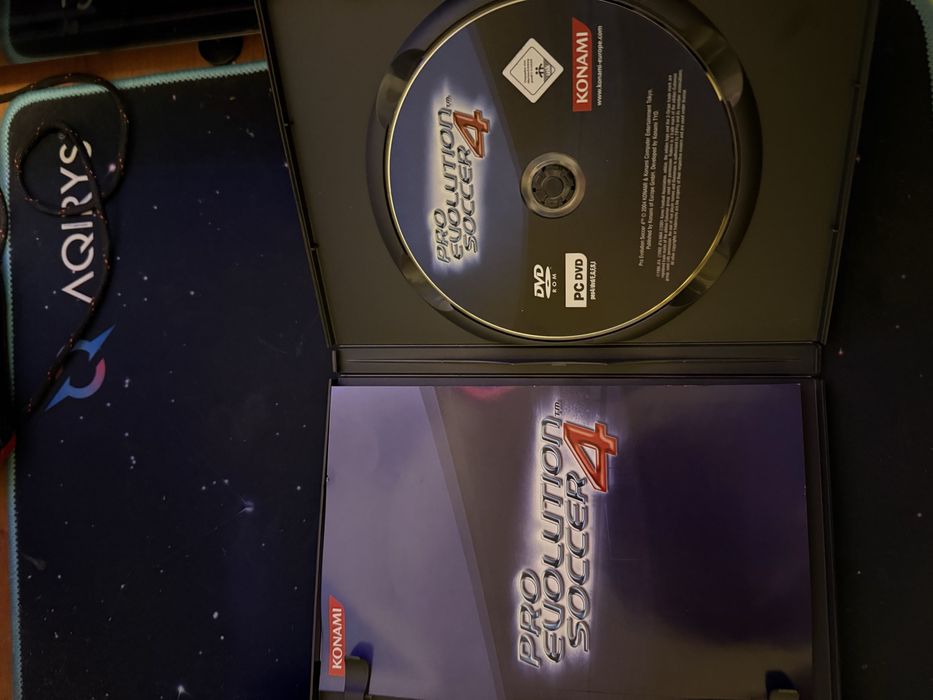 PES 4 pentru PC CD/DVD
