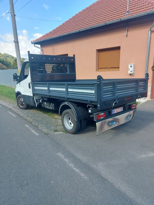 Vând iveco daily 35c15 sau schimb cu iveco model mai vechi