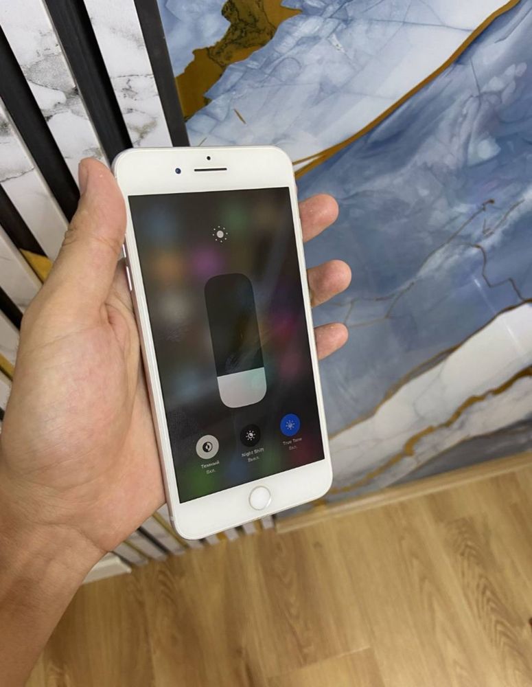 Iphone 8 + 64gb ideal