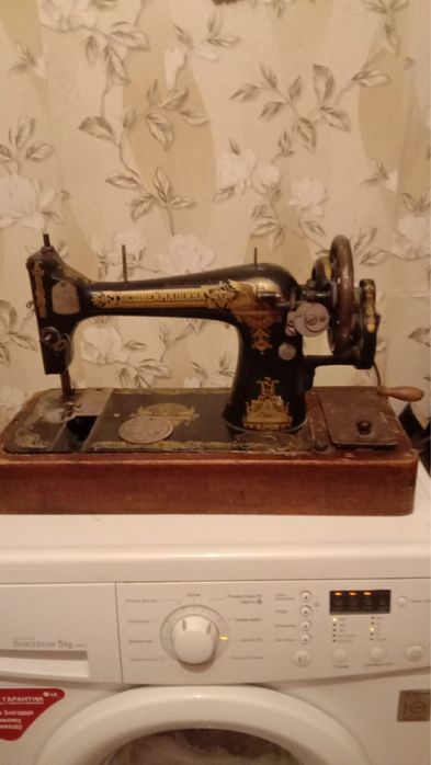 ГОСШВЕЙМАШИНА , Раритет , Отличное состояние.