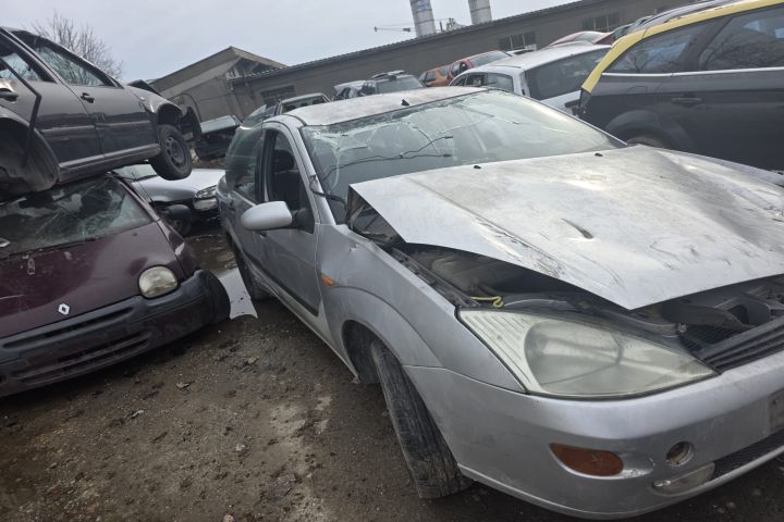 Piese Ford Focus prima generatie
