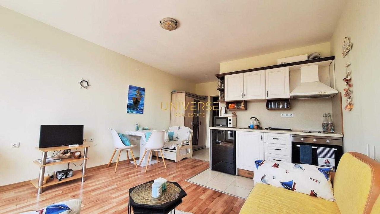 Продава се Едностаен апартамент в к.к. Слънчев бряг - 40 кв.м за 1208 €/кв.м - Снимка #2