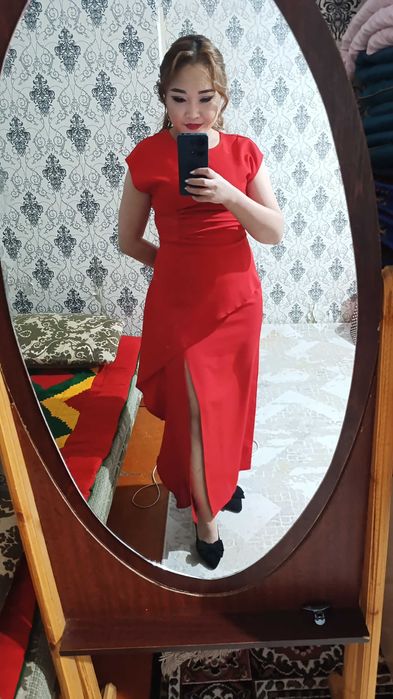 Платье продается