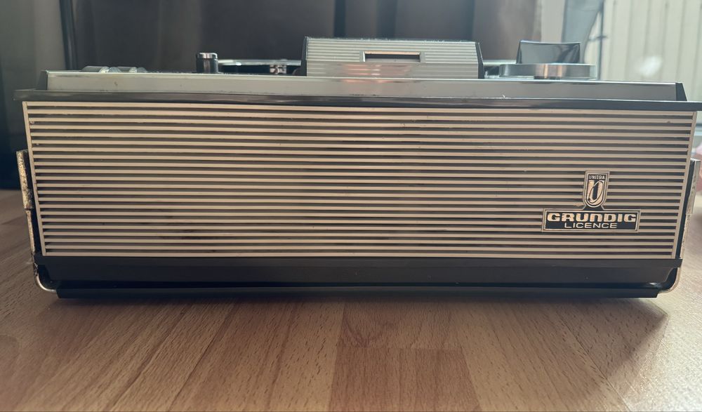 Magnetofon Grundig