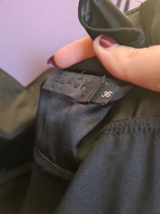 Малка черна рокличка