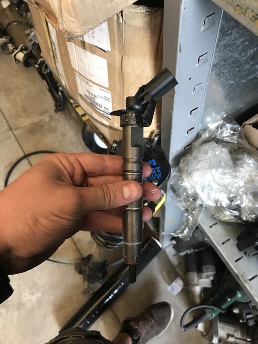 Injector A6510702987 MERCEDES - euro 6 - motor 2.2 cdi - 651