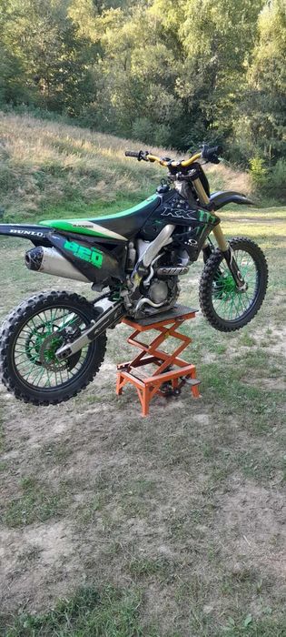 Cross kavasaki kx250f