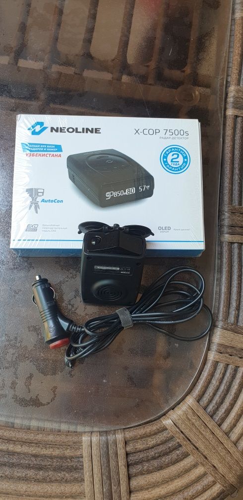 Продаётся антирадар NEOLINE X-COP 7500 S. Очень хорошем состояние.