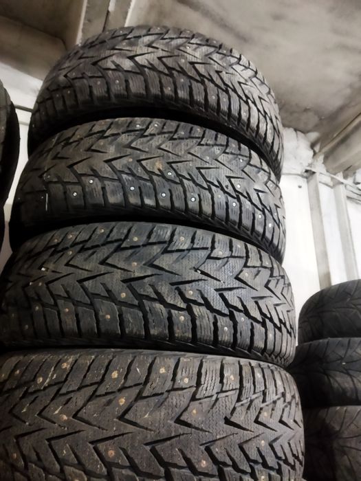 Шины Nexen 235/60/16 зимниe