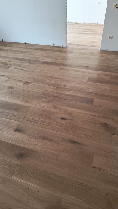 Montator parchet laminat si stratificat