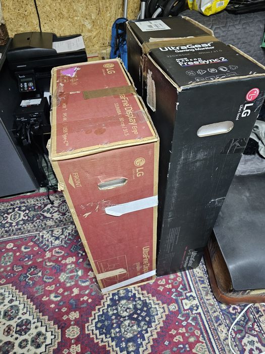 Monitoare lg 32 inch unul 4k si unul 2k, oferta ambele!