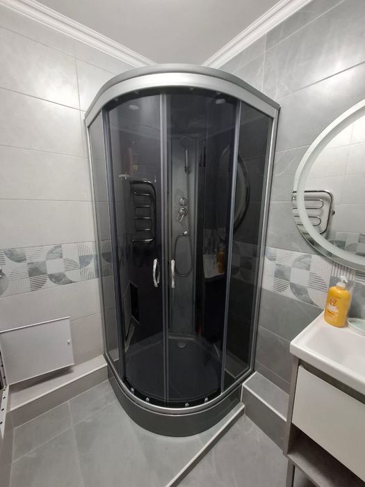 Душевая кабина в ванную
