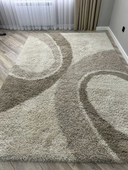 Продам ковер травка 2х3