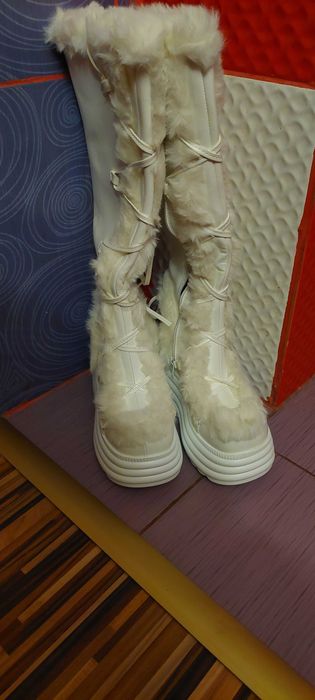 Cizme elegante  evenimente cu puf marimea 37/38