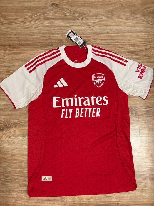 Authentic Екип на Арсенал 2025/26