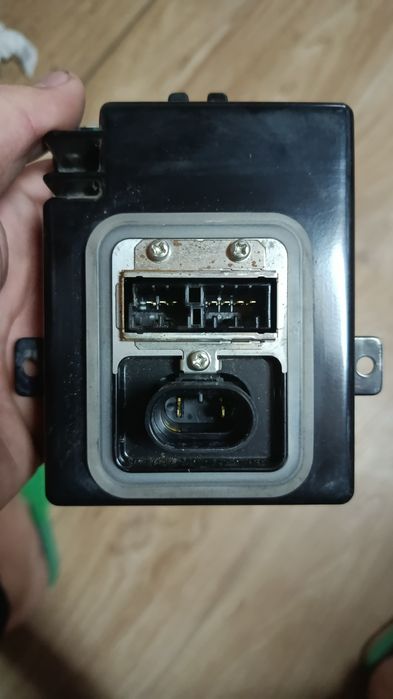 Vând droser faruri D2s