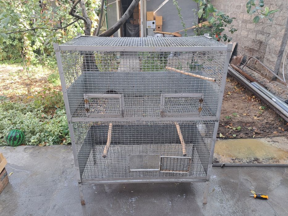 Клетка для птиц б/у.