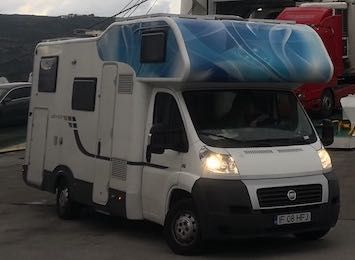 Autorulota / Campervan Fiat Adria SunLiving 6 locuri, an 2012, diesel
