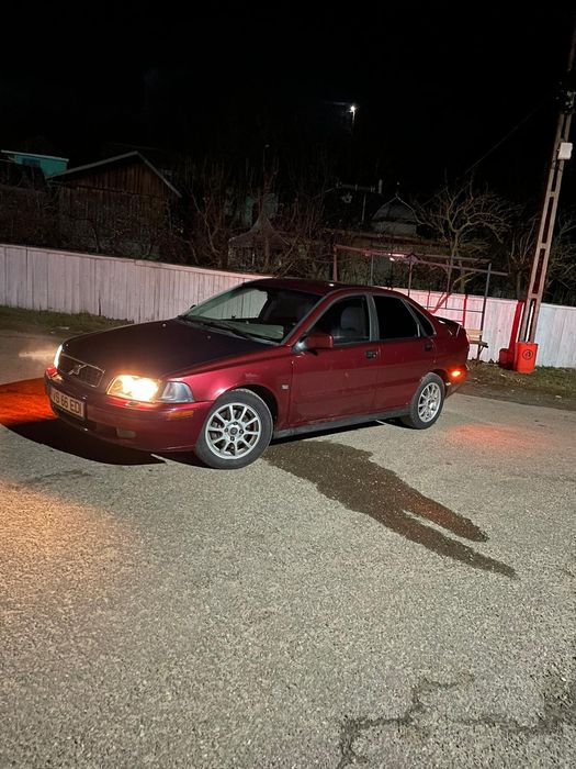 Volvo S40 2003, 1.9 Diesel.