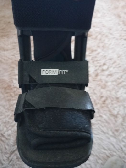 Vând orteza copii mărime.X SMAll/marca Ossur/Form Fit/Taiwan.