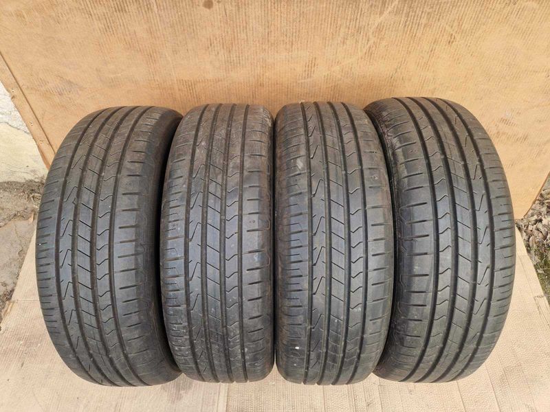 4 Hankook R17 215/65
летни гуми
DOT1023