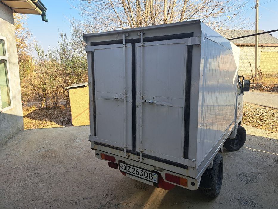 Дамас бутка сендвичли