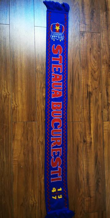 Fular Steaua București